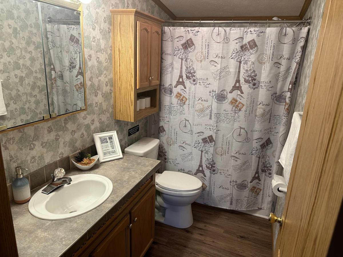 Spacious Cozy Getaway ! King Bed, Game Room, Out Door Patio Cairo Buitenkant foto