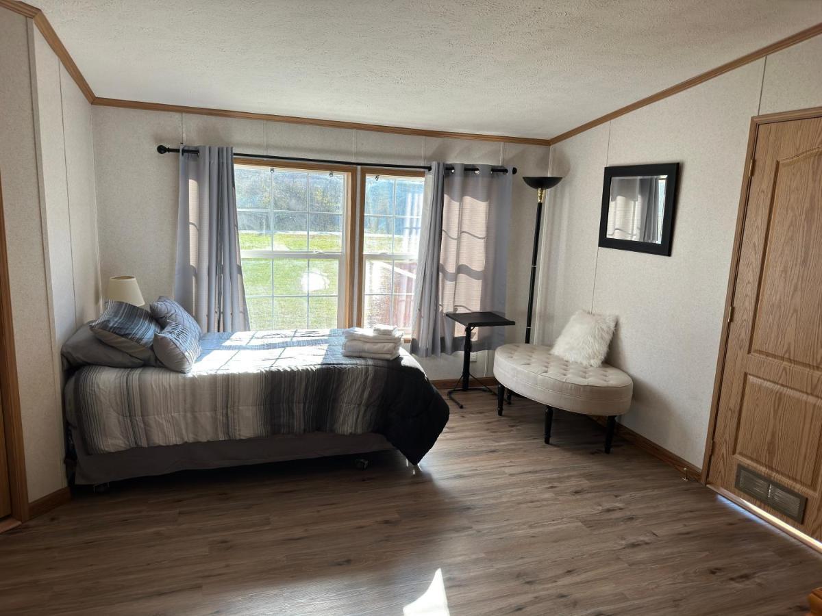Spacious Cozy Getaway ! King Bed, Game Room, Out Door Patio Cairo Buitenkant foto